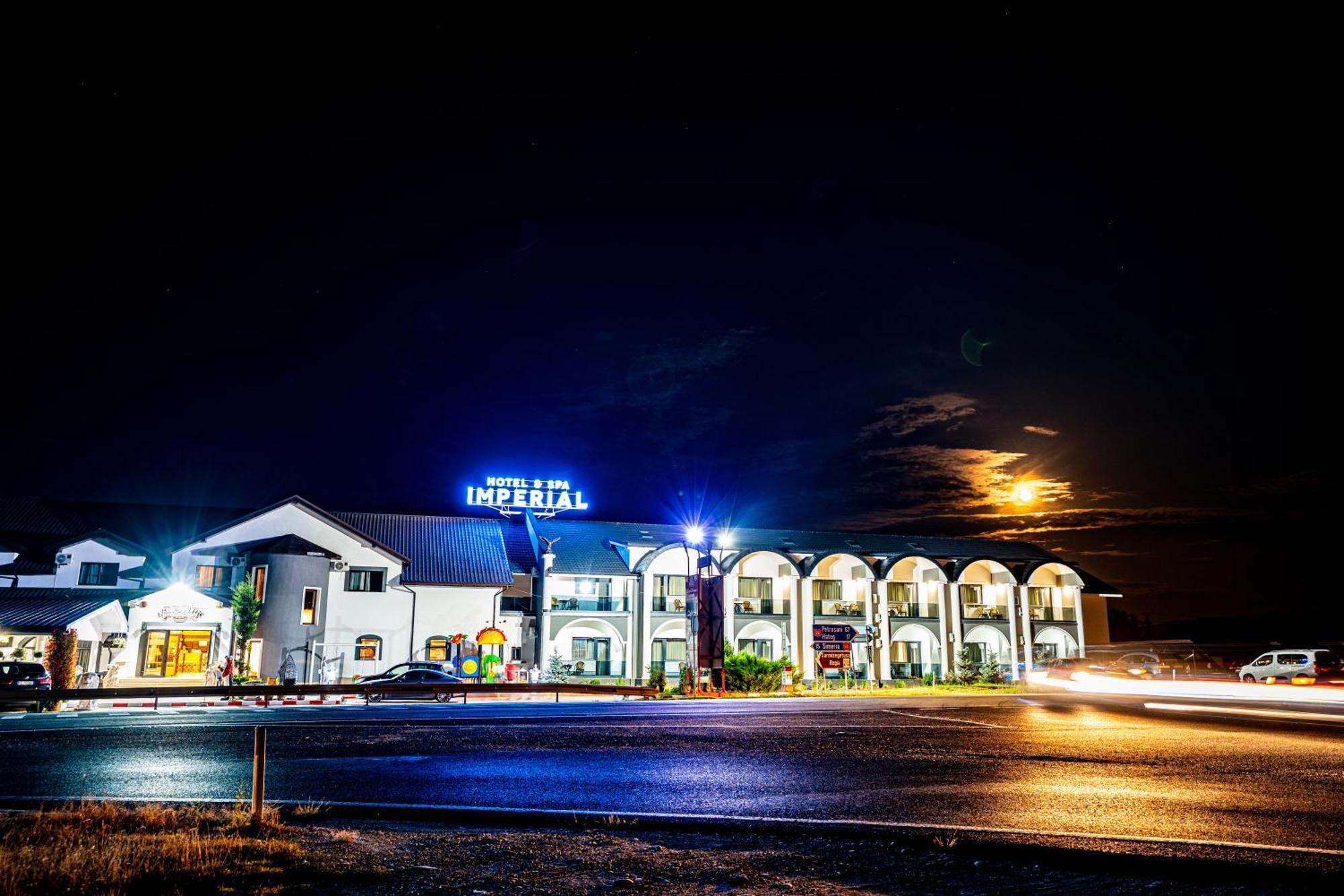 Hanul Domnesc Imperial Hotel & Spa Călan المظهر الخارجي الصورة